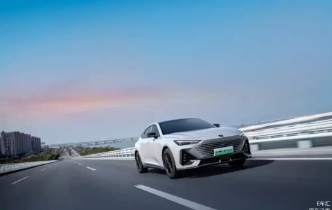 九游体育下载-UNI打破年内纪录，走高幅高达16%，还还来得及吗？，引发热议